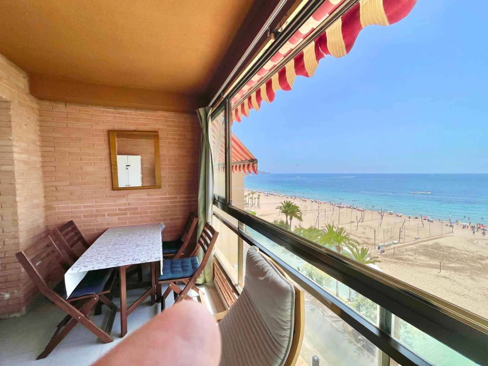 Seafront Poniente Beach Blueline * Benidorm